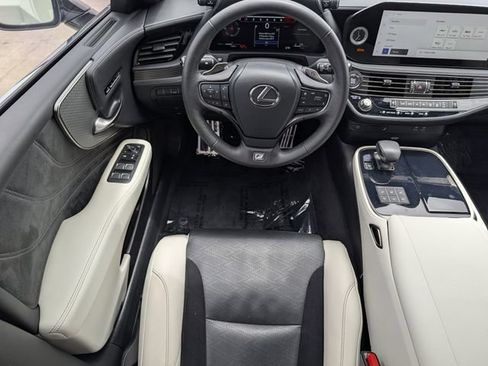 Used 2024 Lexus LS 500 F Sport AWD/4WD image 12