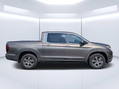 Used 2020 Honda Ridgeline RTL-E image 2