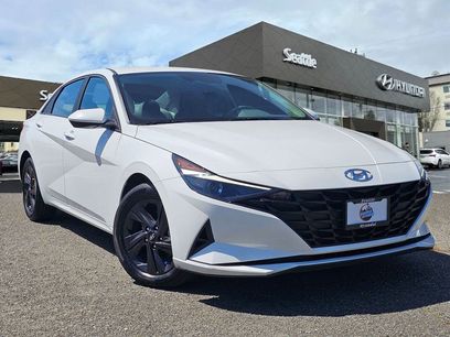 Used 2023 Hyundai Elantra SEL w/ Cargo Package