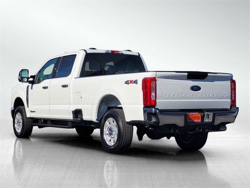 Used 2024 Ford F250 XLT image 7