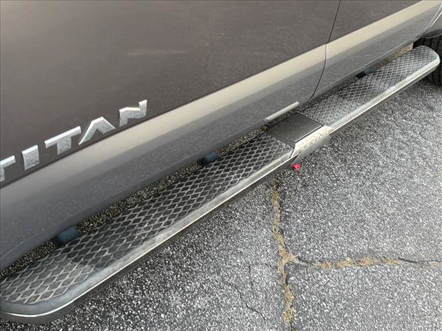Used 2017 Nissan Titan Platinum Reserve RWD image 14