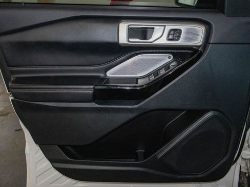Used 2023 Ford Explorer ST w/ Equipment Group 401A AWD/4WD image 11