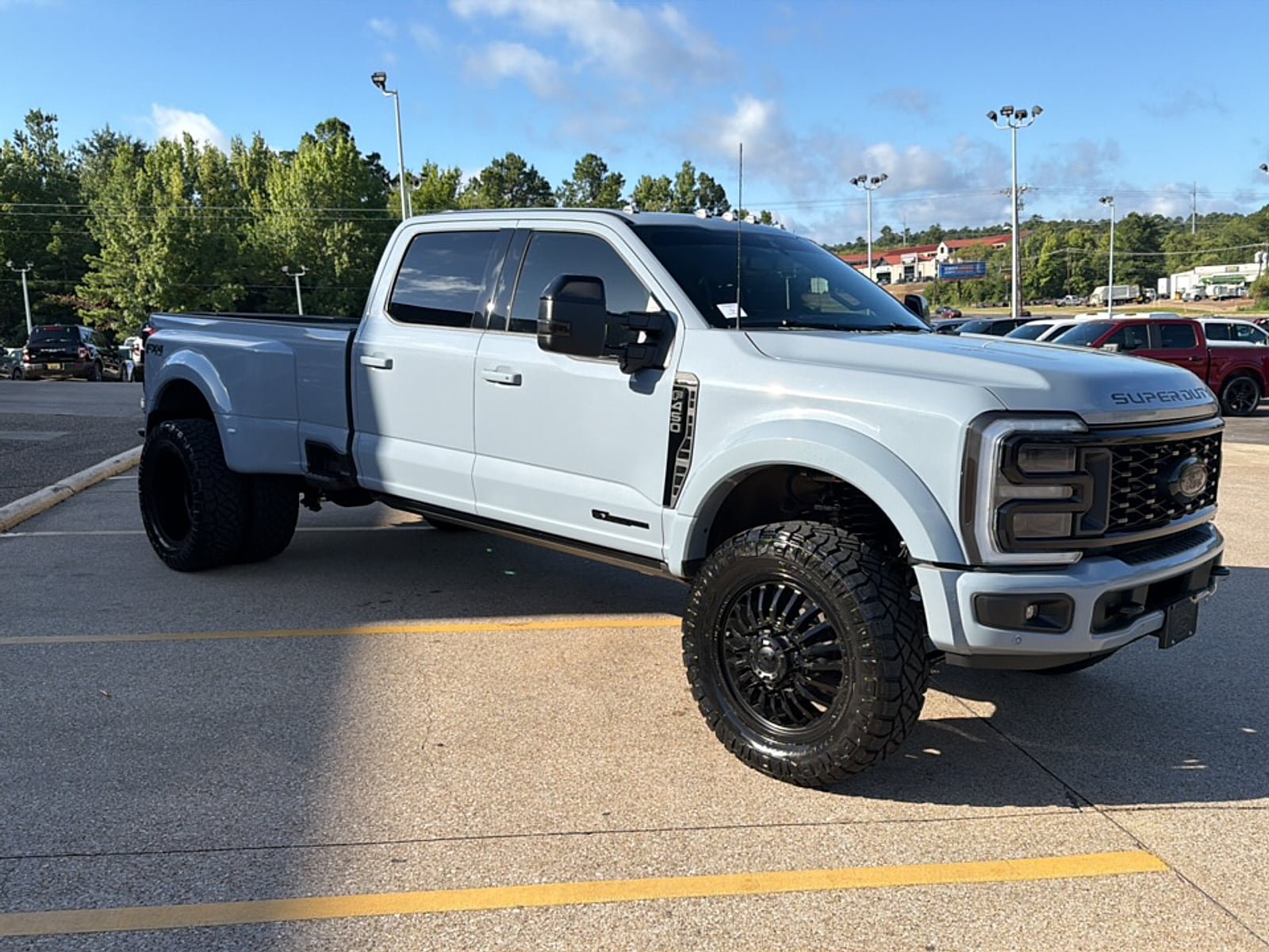 New 2026 Ford F450 Platinum w/ FX4 Off-Road Package AWD/4WD image 1