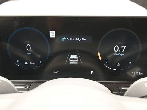 Used 2024 Hyundai Kona Limited FWD image 20