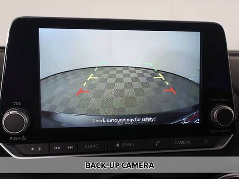 Used 2024 Nissan Sentra SV image 5