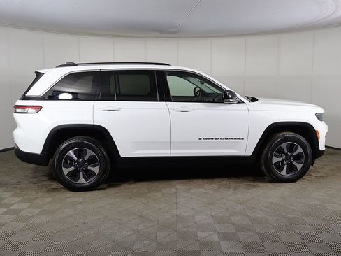Used 2022 Jeep Grand Cherokee Limited 4xe AWD/4WD image 16