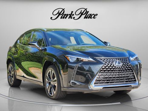 New 2026 Lexus UX 300h FWD image 4