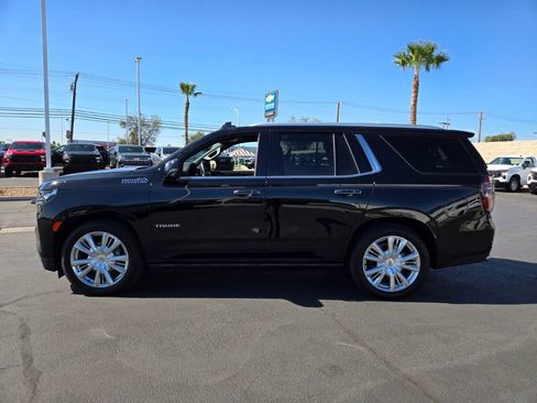 Used 2024 Chevrolet Tahoe High Country AWD/4WD image 3