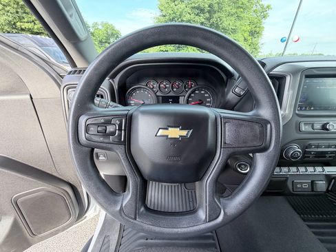 Used 2024 Chevrolet Silverado 1500 Custom w/ Turbomax Blackout Package AWD/4WD image 12