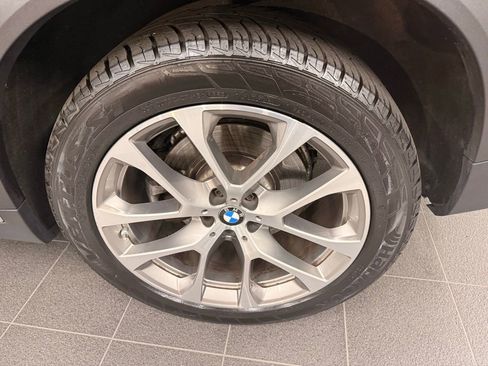 Used 2022 BMW X5 xDrive40i w/ Climate Comfort Package image 49