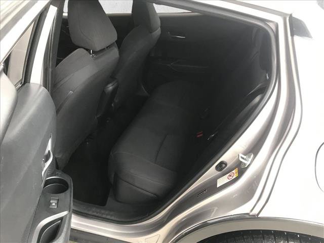 Used 2019 Toyota C-HR XLE FWD image 15