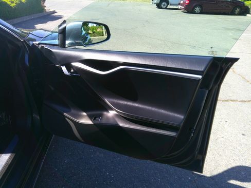 Used 2016 Tesla Model S 75 image 10