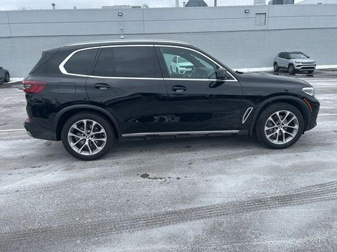 Used 2021 BMW X5 xDrive40i w/ Convenience Package image 4