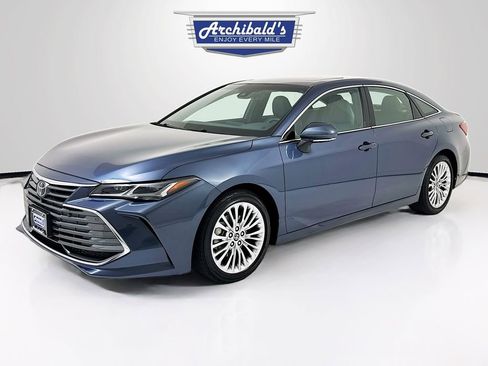 Used 2021 Toyota Avalon Limited w/ Advanced Safety Package image 3