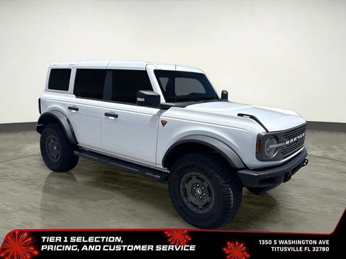 Used 2025 Ford Bronco Badlands AWD/4WD image 4