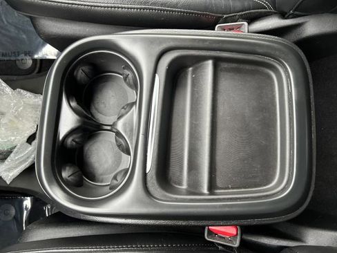 Used 2020 Chrysler Pacifica Touring-L w/ S Appearance Package image 28