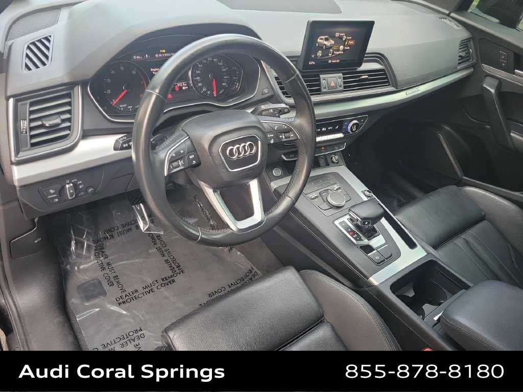 Used 2020 Audi Q5 2.0T Premium w/ Titanium Sport Package AWD/4WD image 10