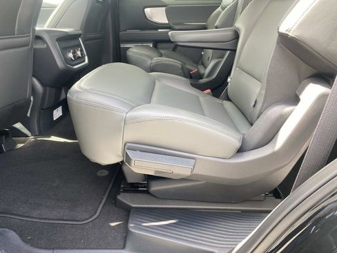 New 2026 Ford Expedition Active RWD image 11