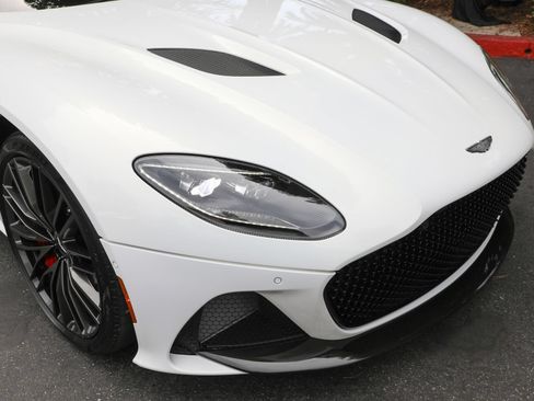 Used 2023 Aston Martin DBS Coupe RWD image 34