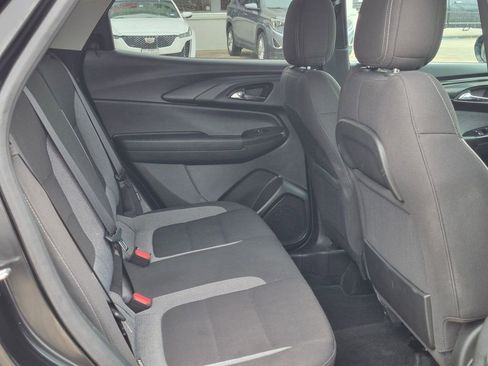 Used 2025 Chevrolet TrailBlazer LT AWD/4WD image 23