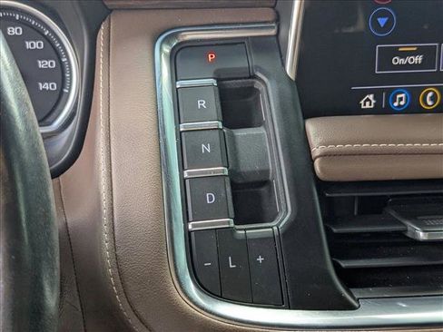 Used 2021 Chevrolet Tahoe High Country AWD/4WD image 11