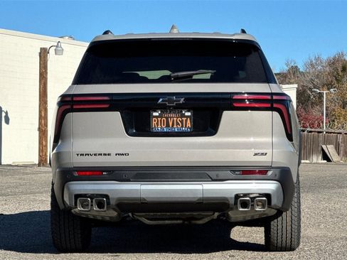 New 2026 Chevrolet Traverse Z71 w/ Enhanced Driving Package image 5