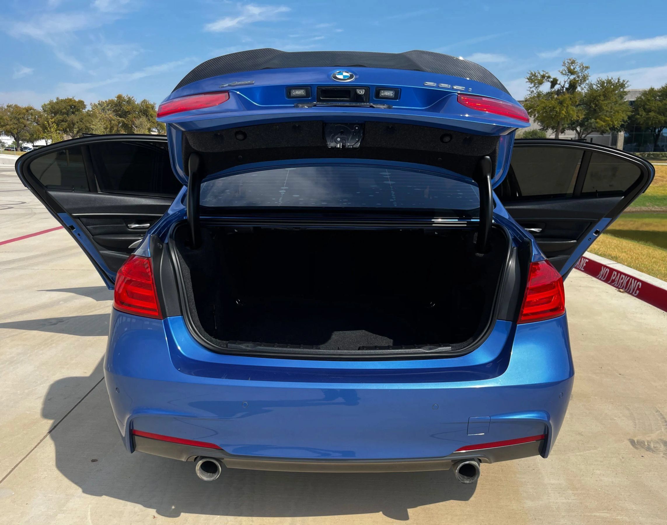 Used 2015 BMW 335i xDrive Sedan AWD/4WD image 11