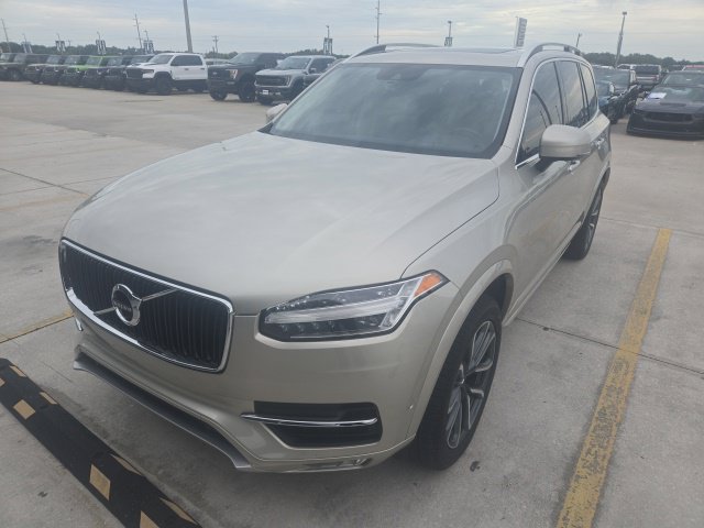Used 2018 Volvo XC90 T6 Momentum w/ Convenience Package AWD/4WD image 2