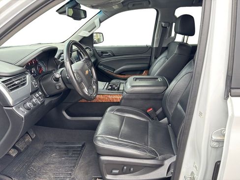 Used 2020 Chevrolet Suburban Premier w/ RST 6.2L Performance Edition image 10