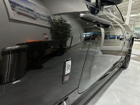Used 2015 Rolls-Royce Wraith RWD image 24