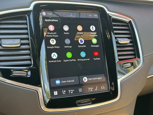 Certified 2023 Volvo XC90 T8 Ultimate image 11