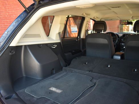 Used 2012 Jeep Compass Sport AWD/4WD image 35