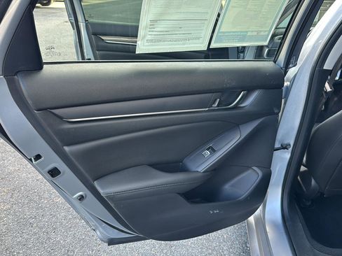 Used 2022 Honda Accord Sport Special Edition image 15