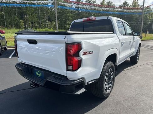 Certified 2023 Chevrolet Colorado Z71 w/ Advanced Trailering Package image 8