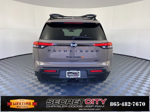 Used 2024 Nissan Pathfinder Rock Creek image 6