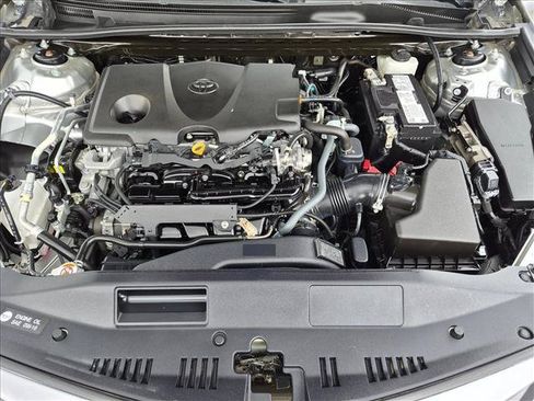 Used 2021 Toyota Camry LE FWD image 21