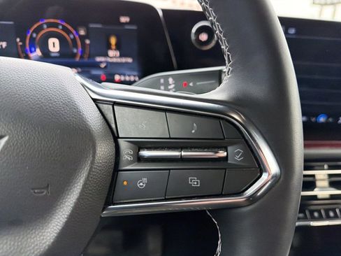 Used 2025 Chevrolet Traverse Z71 w/ Driver Confidence Package image 20