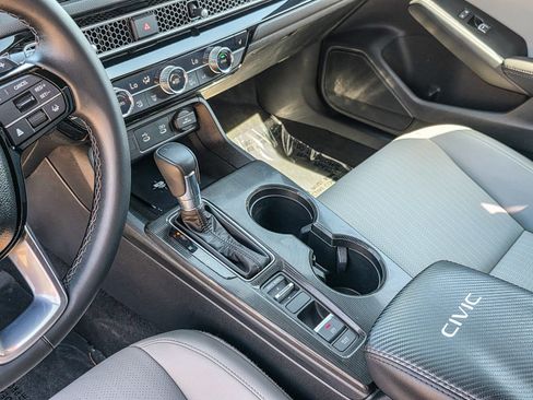 Used 2025 Honda Civic Sport Touring image 25