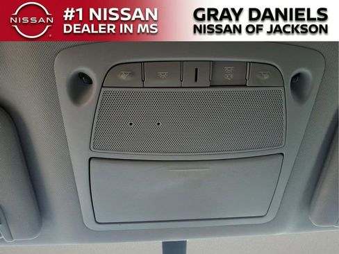 Used 2017 Nissan Murano SV FWD image 21