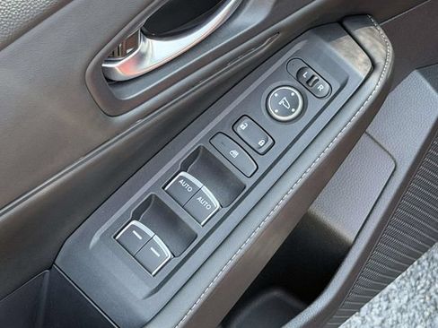 Used 2025 Honda Accord Sport image 7