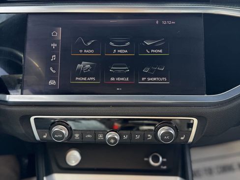 Used 2020 Audi Q3 2.0T Premium w/ Convenience Package image 23