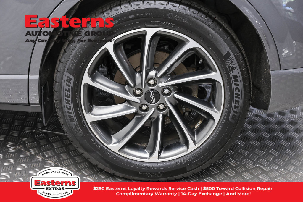 Used 2023 Lincoln Corsair Grand Touring w/ Equipment Group 301A AWD/4WD image 9