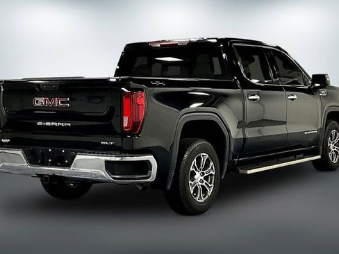Used 2022 GMC Sierra 1500 SLT image 7