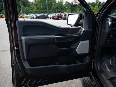 Used 2025 Ford F150 Platinum w/ Equipment Group 702A High AWD/4WD image 34