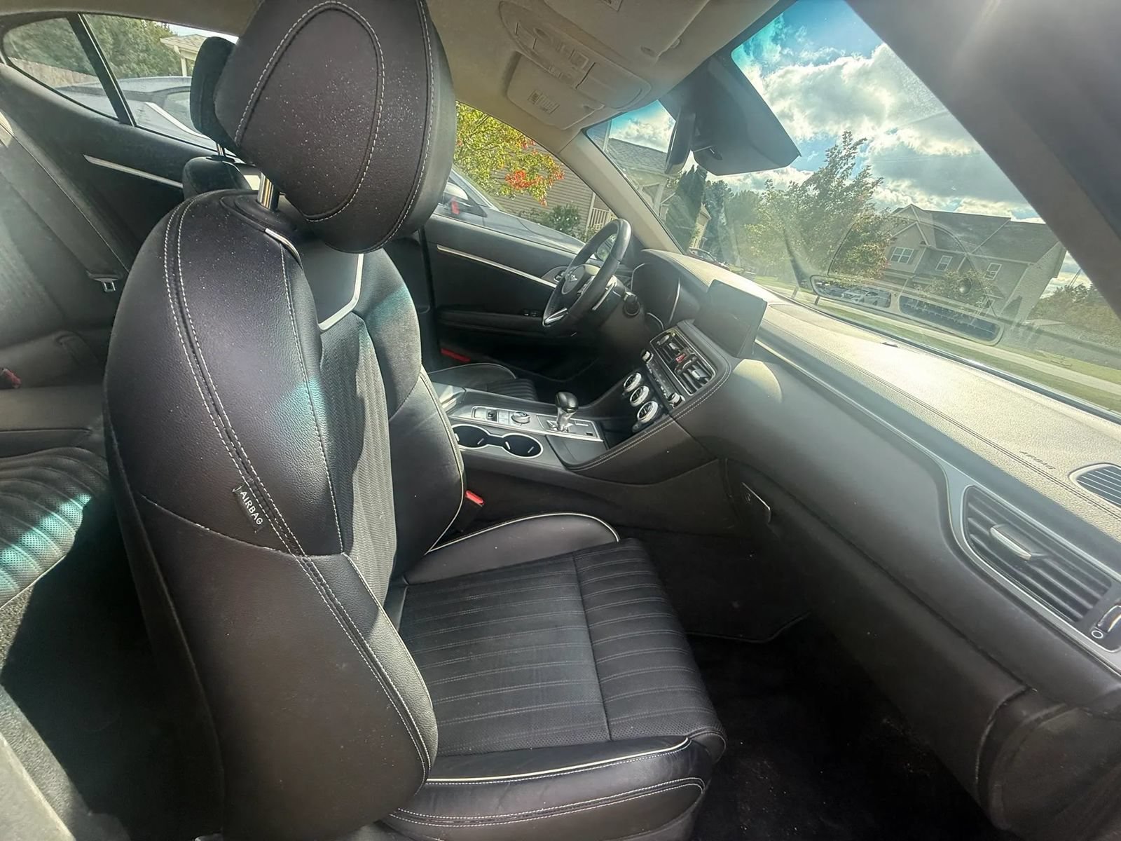 Used 2022 Genesis G70 3.3T RWD image 36