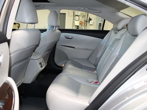 Used 2011 Lexus ES 350 FWD image 28