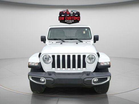 Used 2022 Jeep Wrangler Unlimited Sahara AWD/4WD image 2