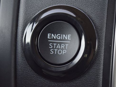 New 2025 Ford Expedition Active image 15