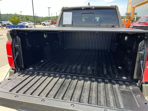 Used 2024 Toyota Tacoma TRD Sport w/ TRD Sport Upgrade Package AWD/4WD image 21