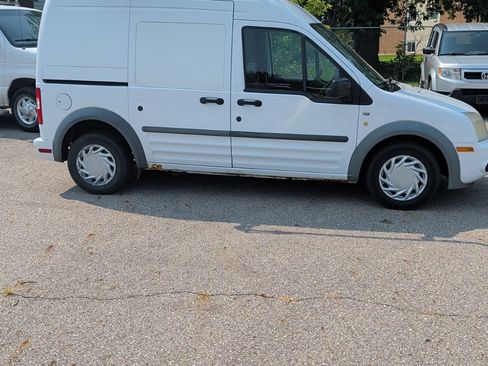Used 2012 Ford Transit Connect XLT FWD image 4